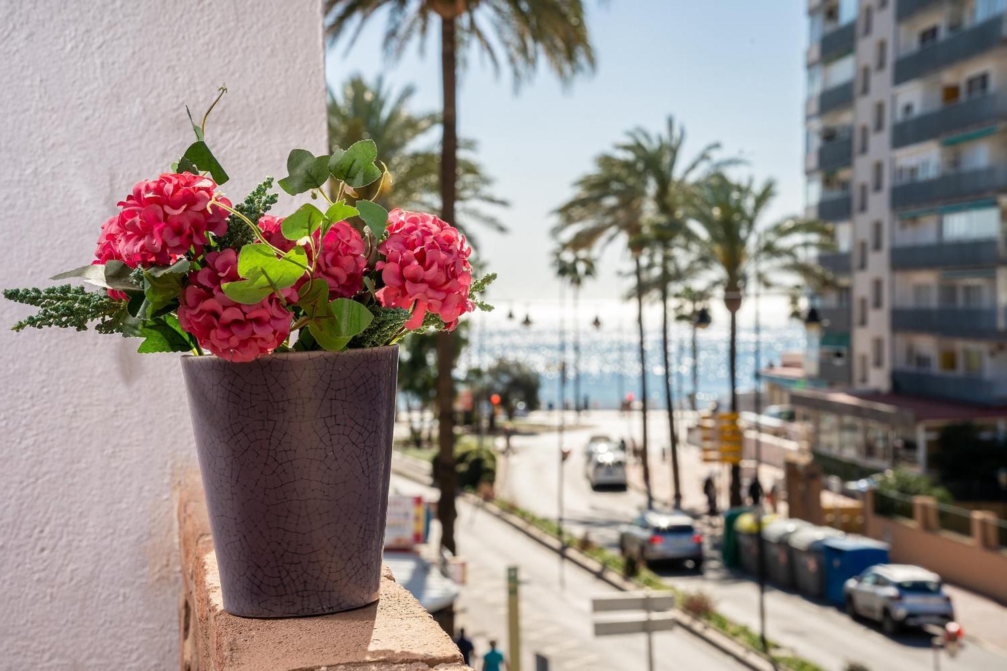 Blonzu Costa De Marfil Apartment เบนัลมาเดนา ภายนอก รูปภาพ